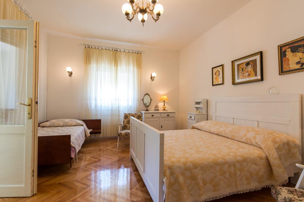 Apartments Coce Trogir Exterior foto