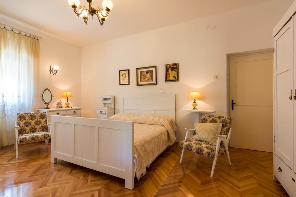 Apartments Coce Trogir Exterior foto