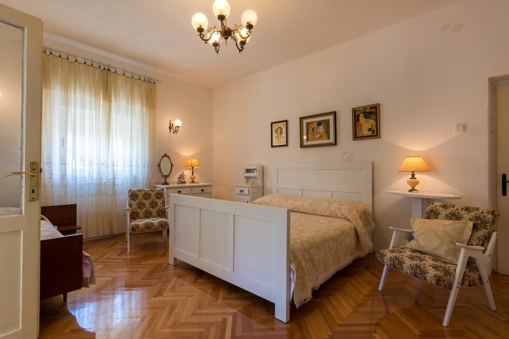Apartments Coce Trogir Exterior foto