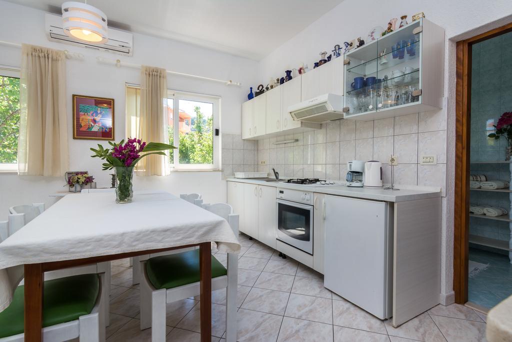 Apartments Coce Trogir Exterior foto
